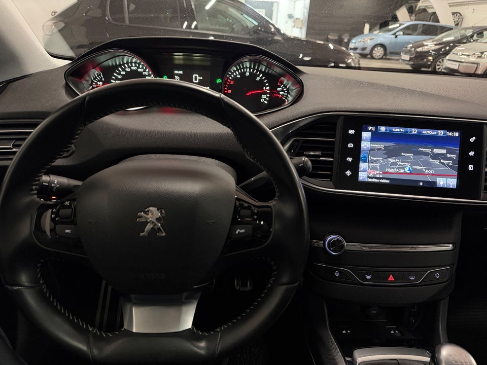 Peugeot 308 1,6 BlueHDi 120 Style Sky SW 5d