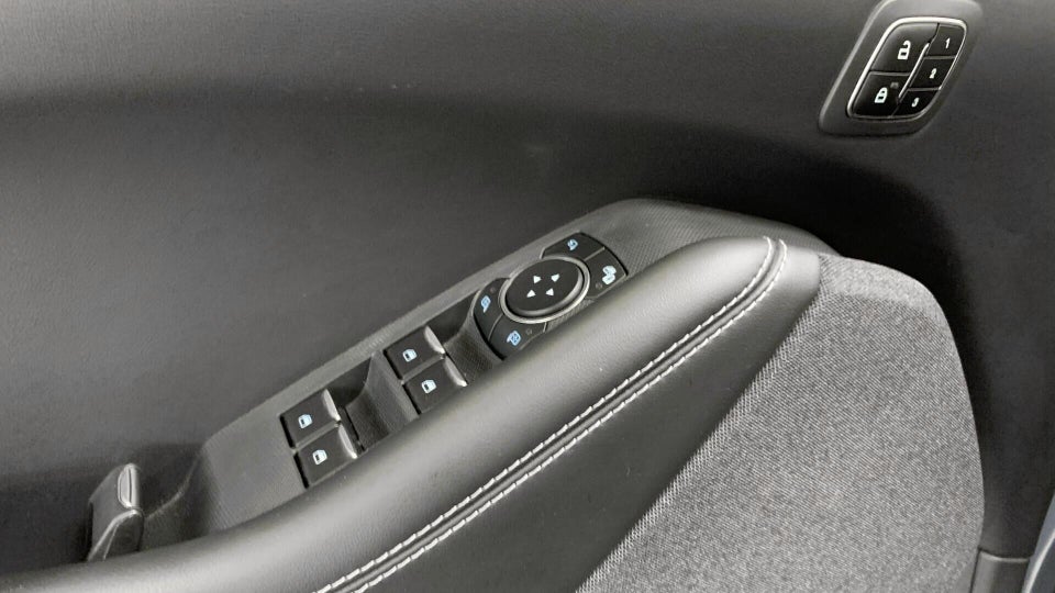 Ford Mustang Mach-E 70 Standard Range 5d