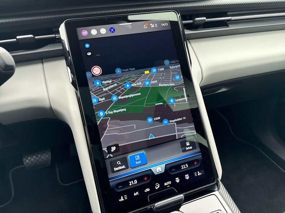 Ford Explorer 82 Premium Extended Range 5d