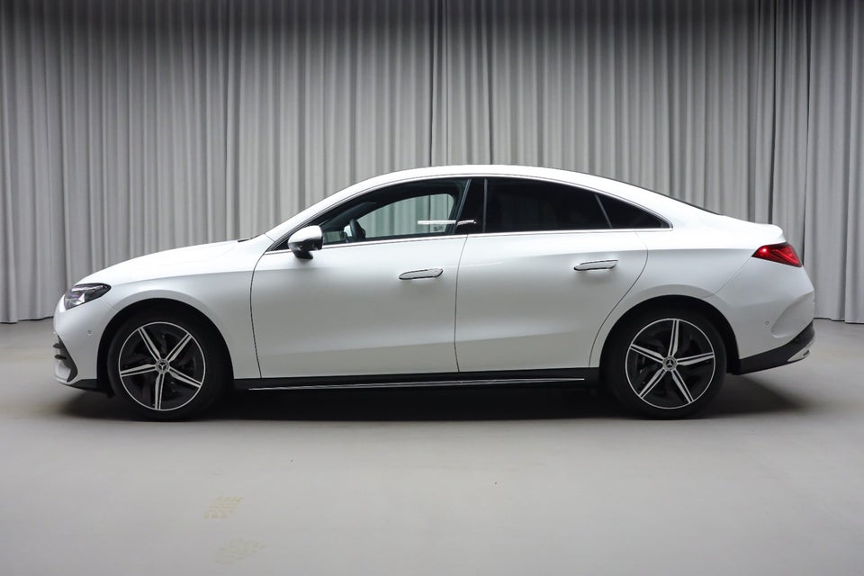 Mercedes CLA250+ electric AMG Premium 4d