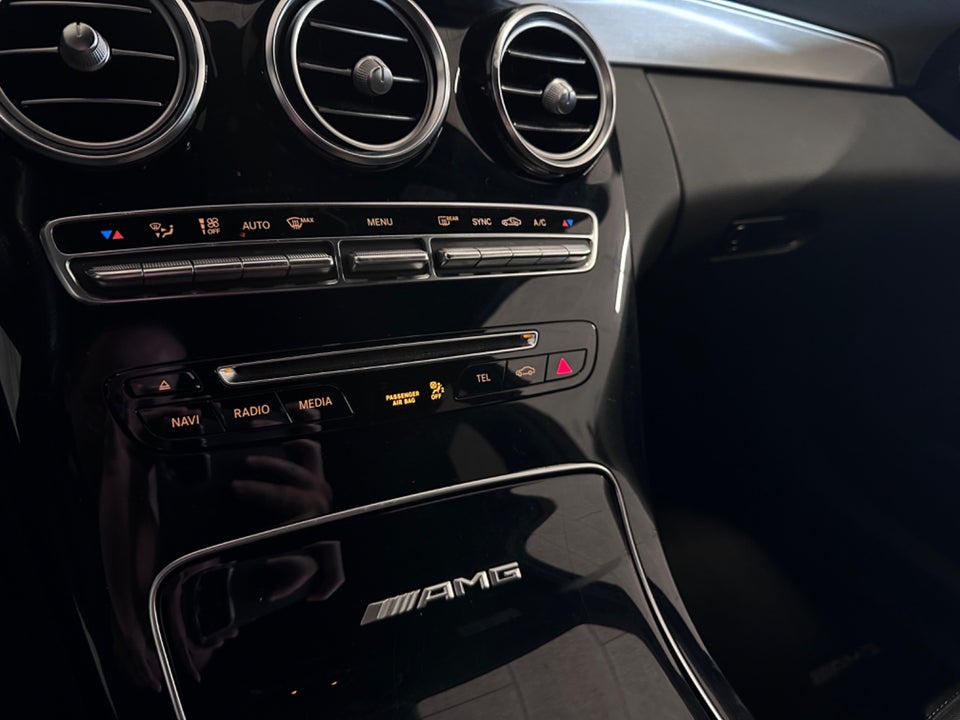 Mercedes C63 4,0 AMG stc. aut. 5d