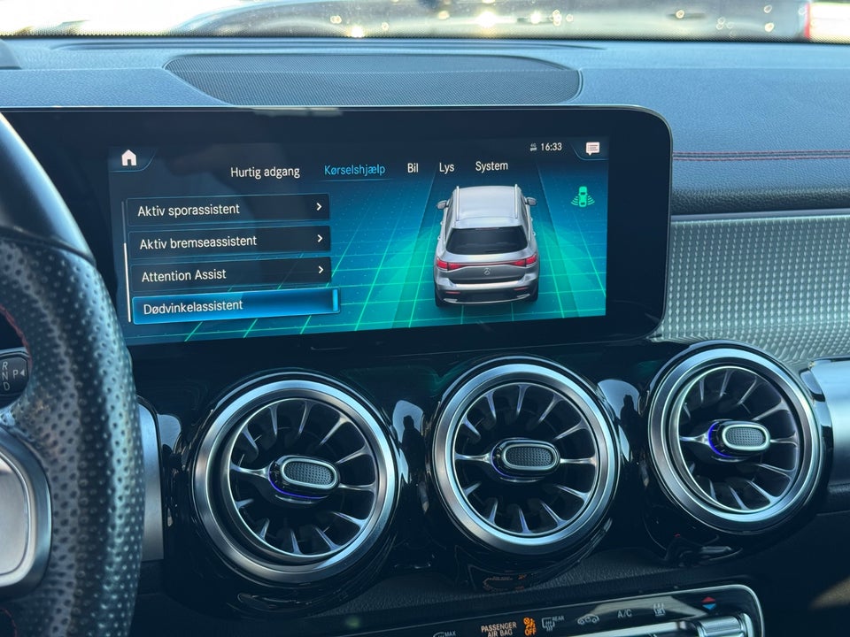 Mercedes EQB300 AMG Line 4Matic 5d