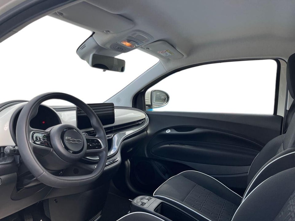 Fiat 500e 42 Icon 3d