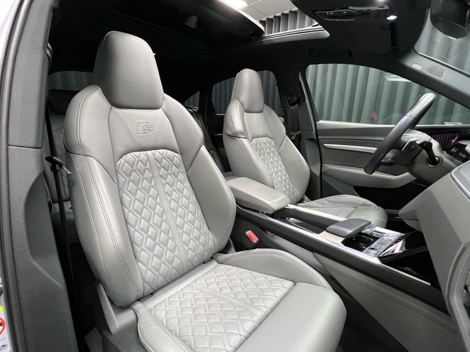 Audi e-tron 50 S-line Prestige Sportback quattro 5d