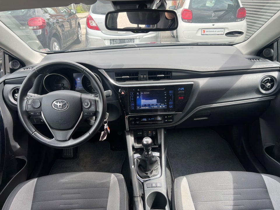 Toyota Auris 1,2 T T2 5d