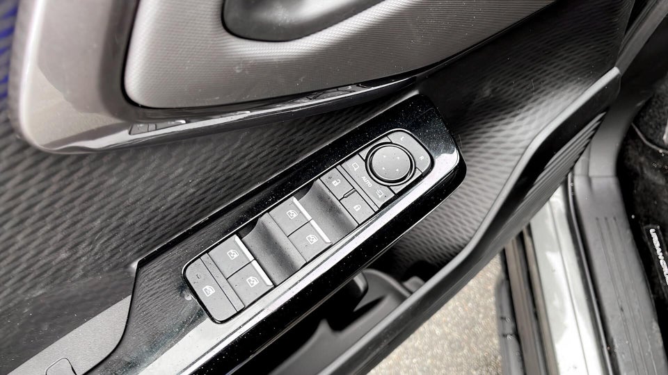 Toyota Urban Cruiser 61 Active 5d