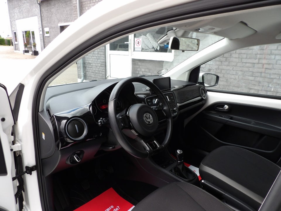 VW Up! 1,0 75 High Up! BMT 5d