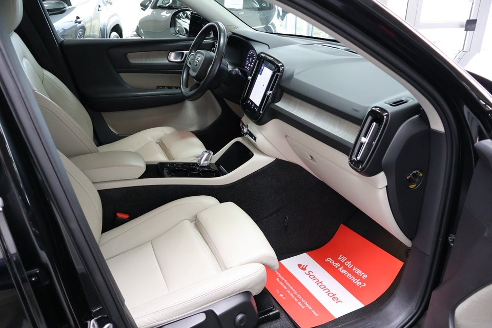 Volvo XC40 1,5 T5 ReCharge Inscription aut. 5d