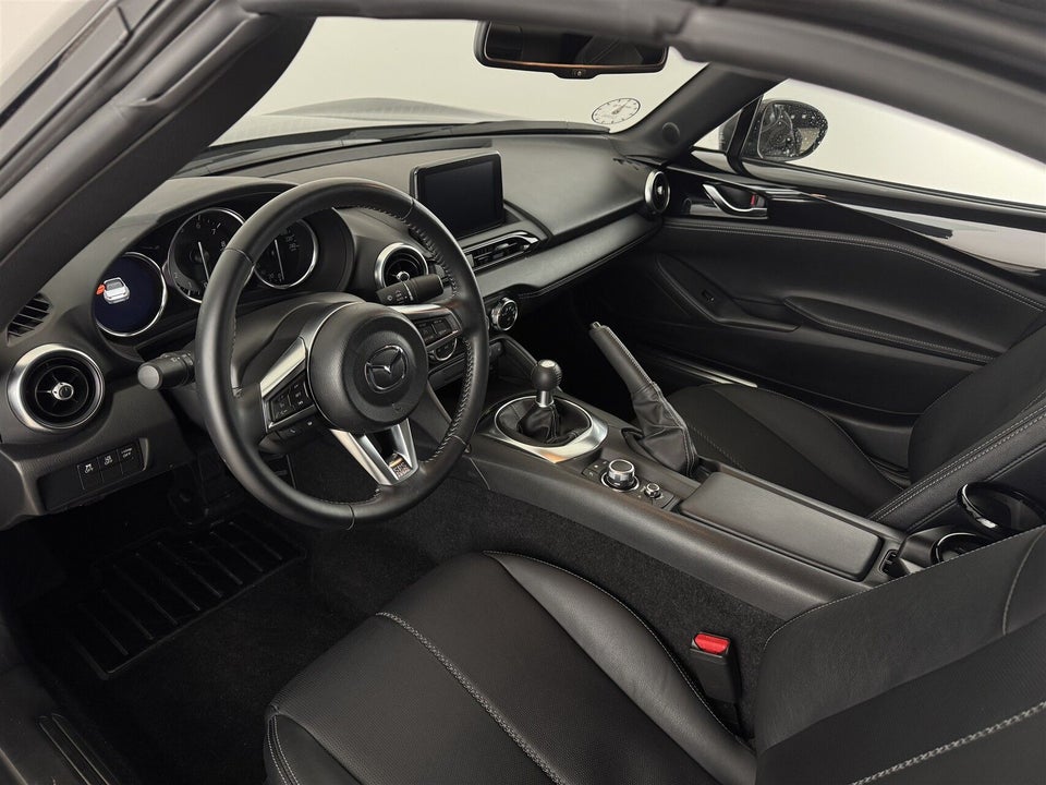 Mazda MX-5 2,0 SkyActiv-G 184 Roadster Exclusive-Line 2d