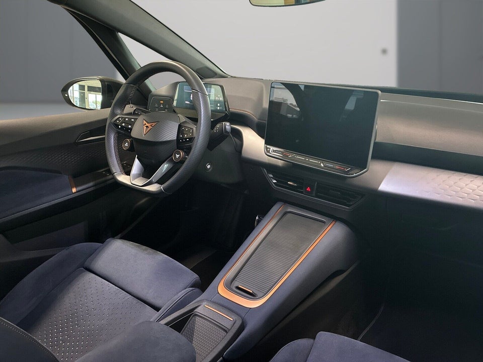 Cupra Born 59 e-Boost 5d