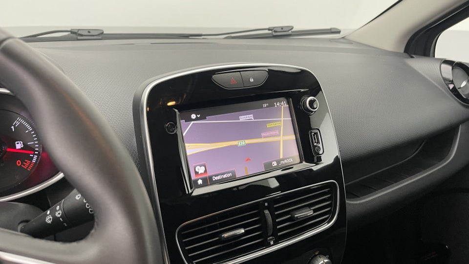 Renault Clio IV 0,9 TCe 90 Zen Sport Tourer 5d