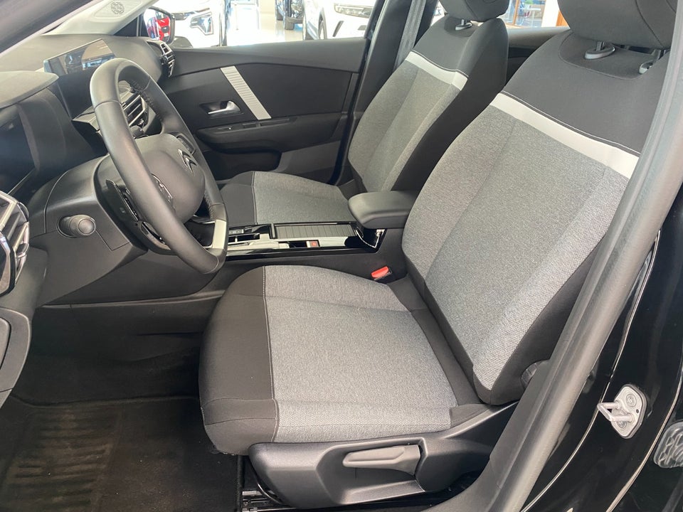 Citroën C4 1,2 PureTech 130 Carré EAT8 5d