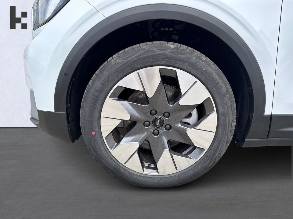 Ford Explorer 79 Premium Extended Range AWD 5d