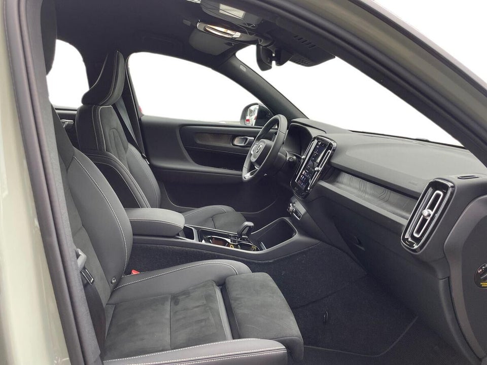 Volvo XC40 ReCharge Extended Range Core 5d