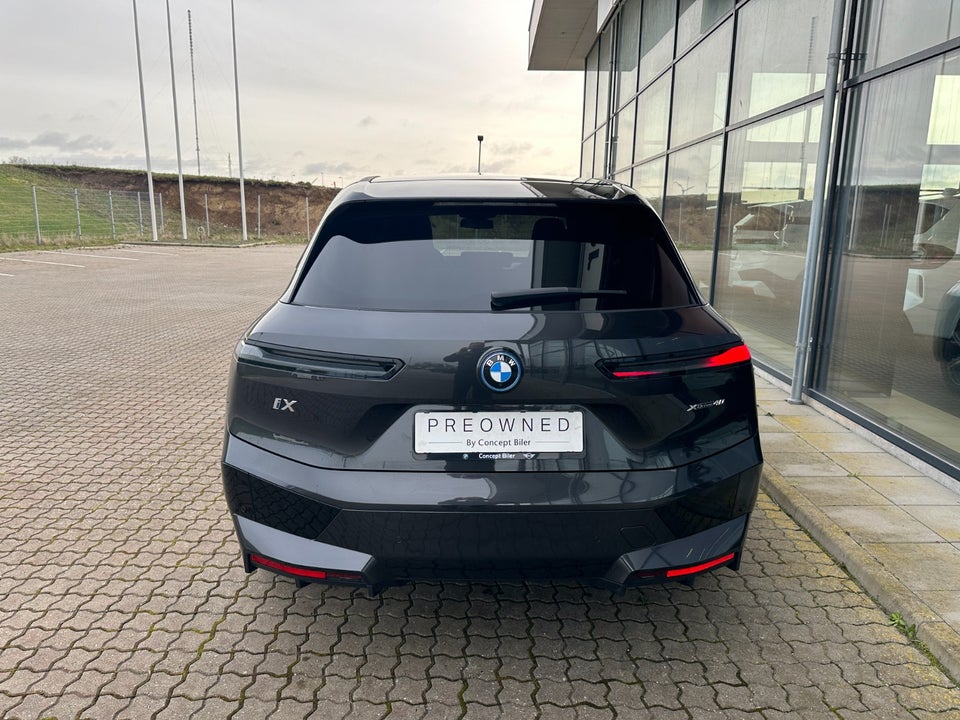 BMW iX xDrive40 Super Charged 5d