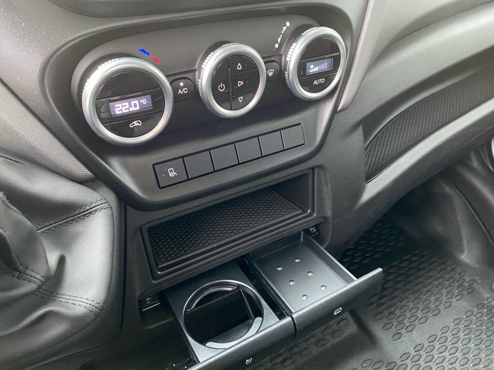 Iveco Daily 3,0 35S18 4100mm Lad 2d