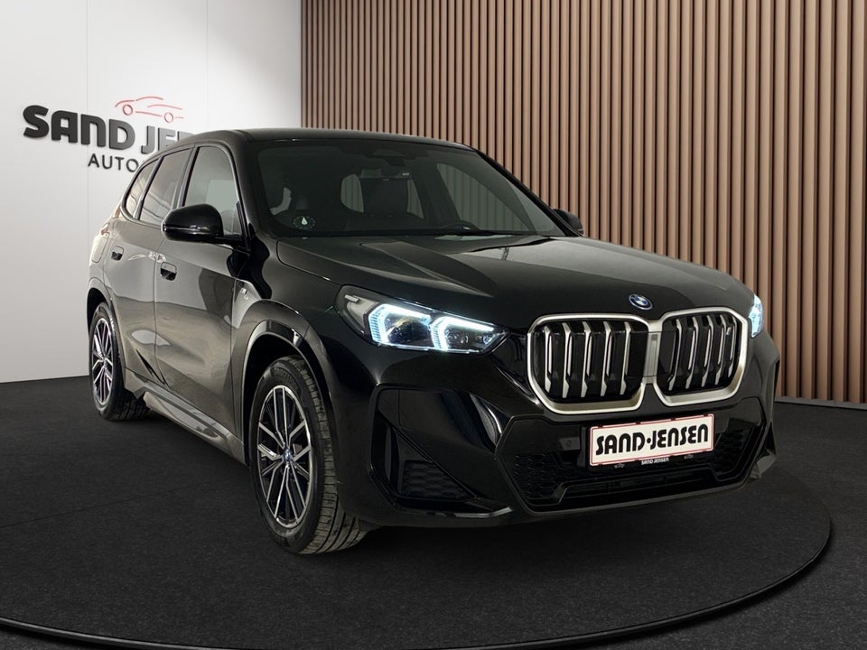 BMW iX1 xDrive30 M-Sport Premium 5d