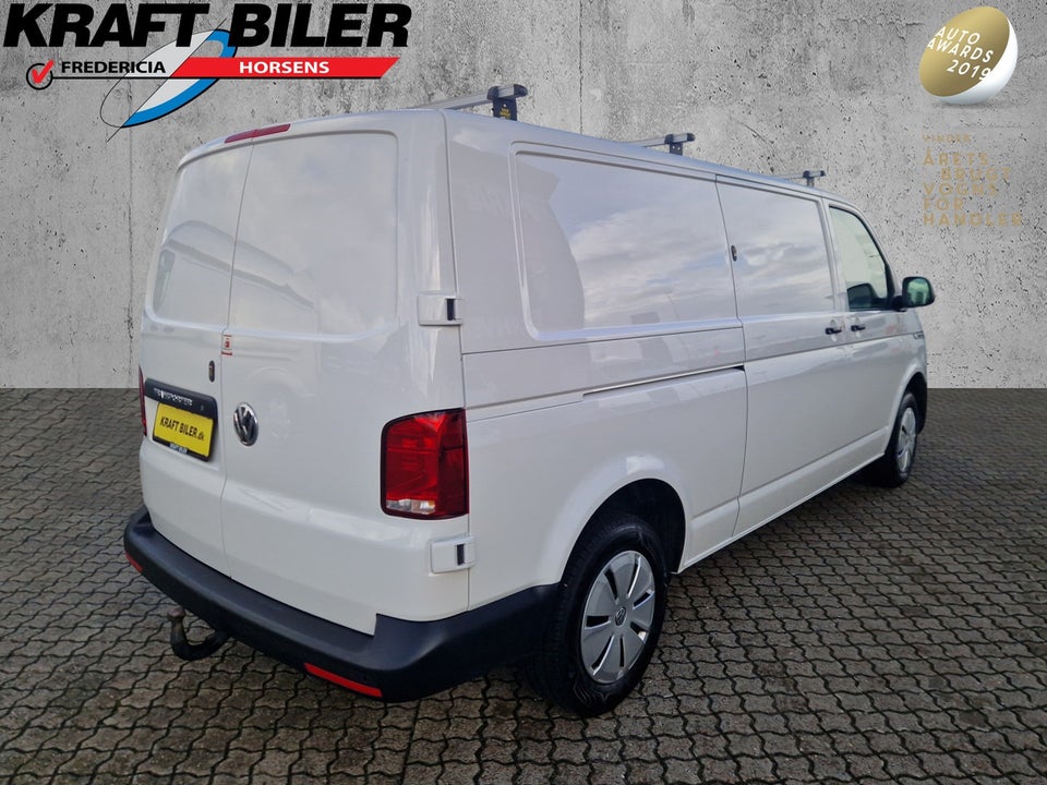 VW Transporter 2,0 TDi 110 Kassevogn lang