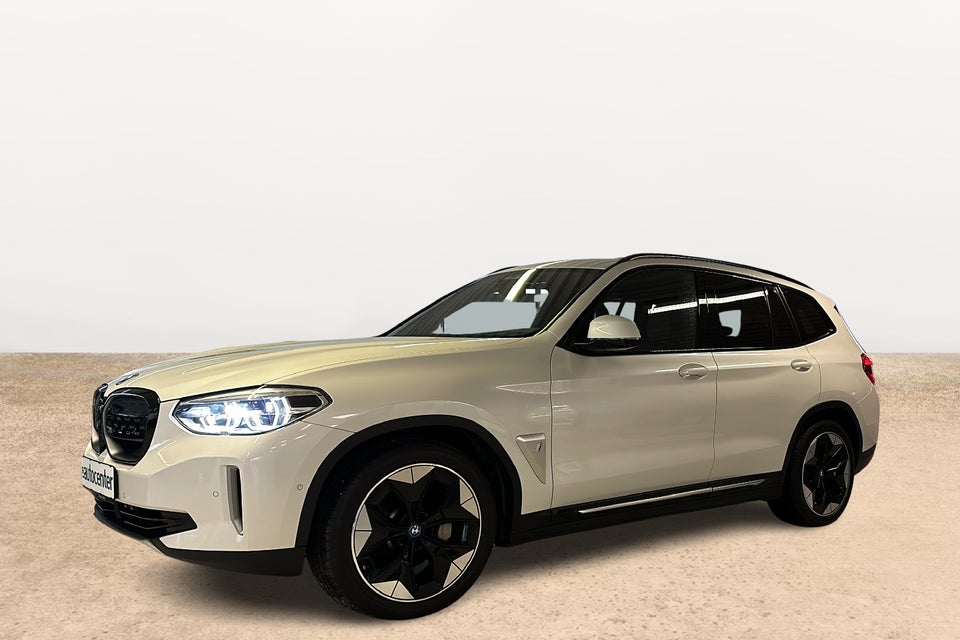 BMW iX3 Charged Impressive 5d