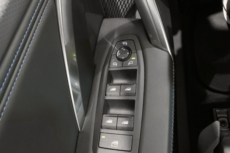 BMW iX2 xDrive30 M-Sport 5d