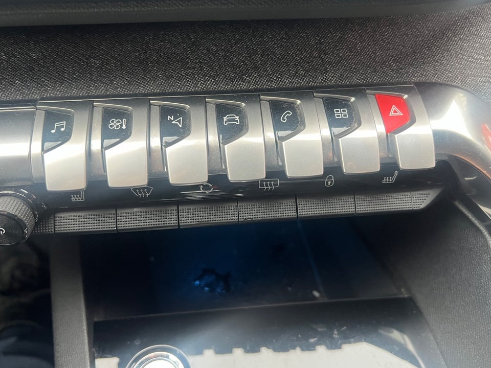 Peugeot 5008 1,5 BlueHDi 130 GT EAT8 7prs 5d