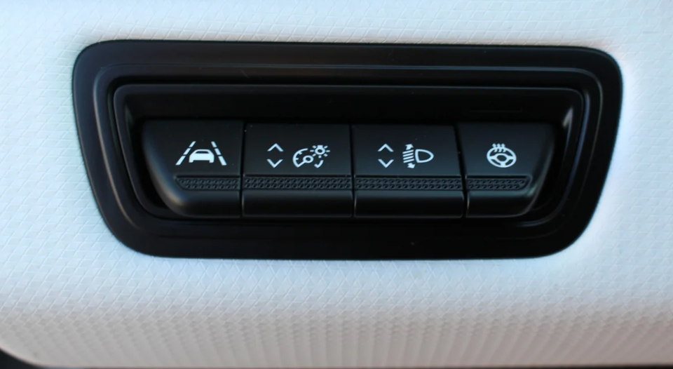 Renault Clio V 1,6 E-Tech Intens 5d