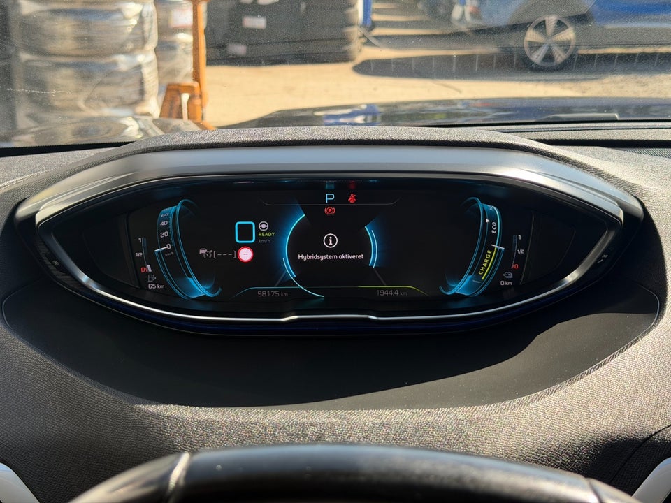 Peugeot 3008 1,6 Hybrid Allure EAT8 5d