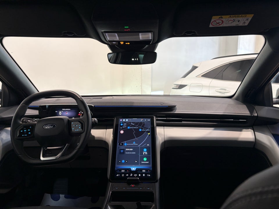 Ford Explorer 79 Premium Extended Range AWD 5d