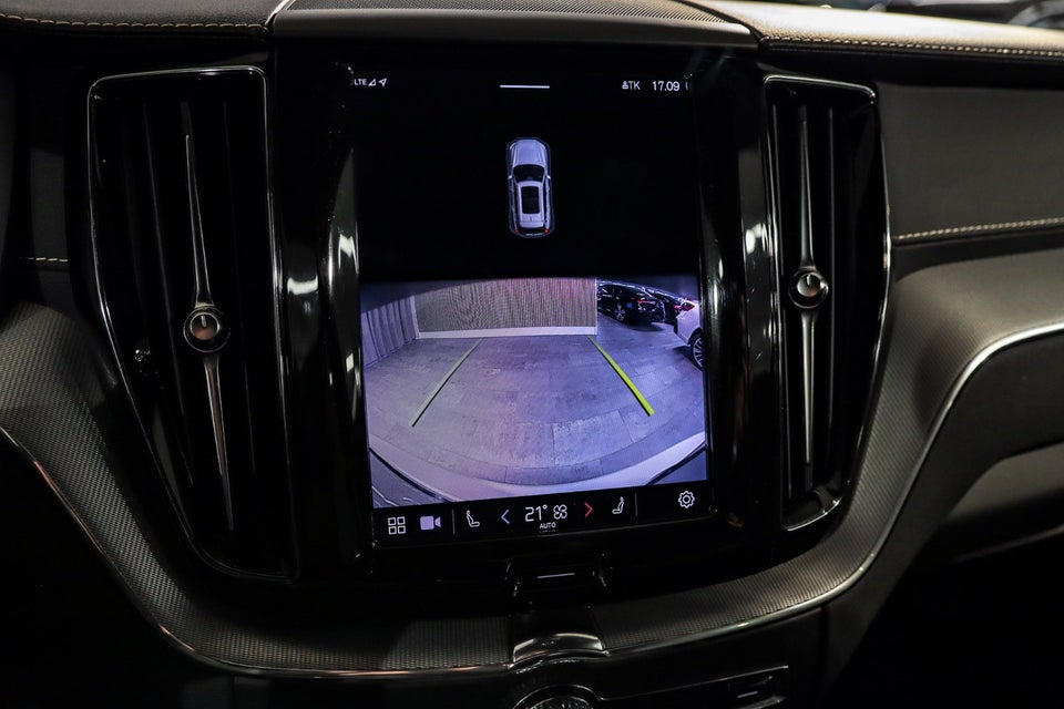 Volvo XC60 2,0 B4 197 R-Design aut. 5d