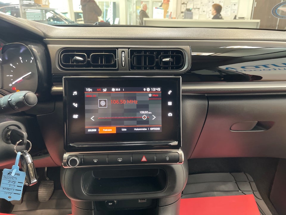 Citroën C3 1,2 PureTech 83 Shine Sport 5d