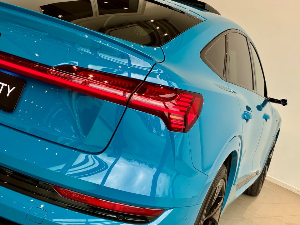 Audi e-tron 55 S-line Sportback quattro 5d