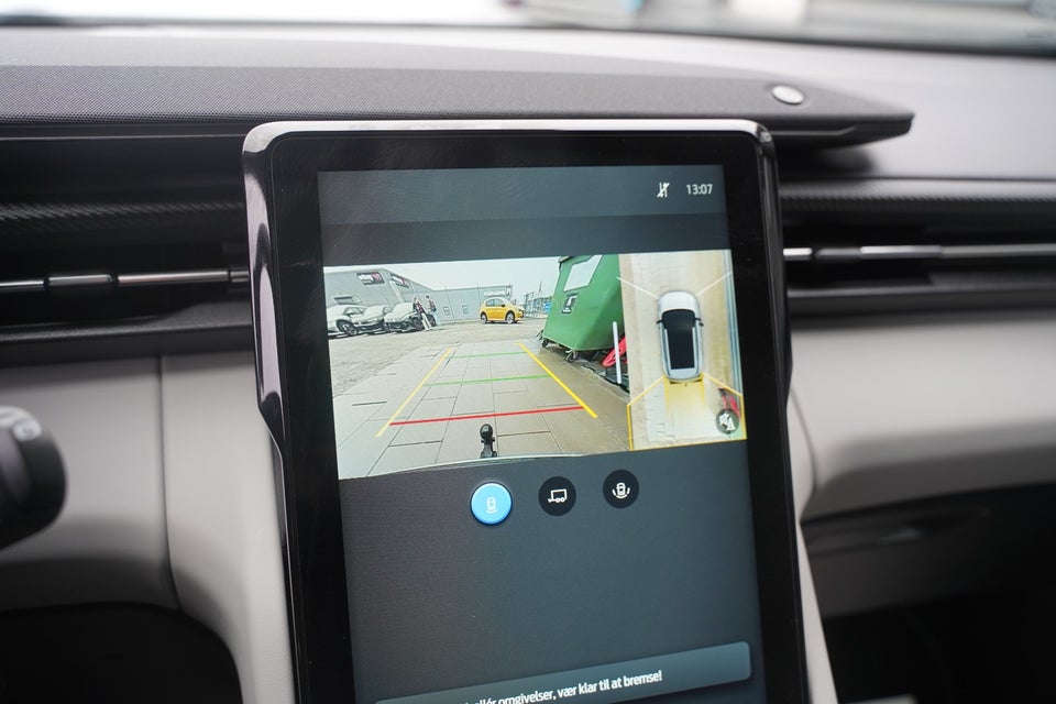 Ford Explorer 79 Premium Extended Range AWD 5d