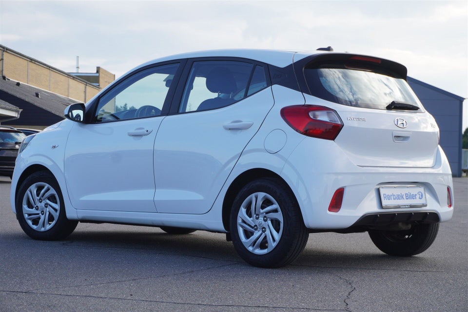 Hyundai i10 1,0 MPi Essential 5d