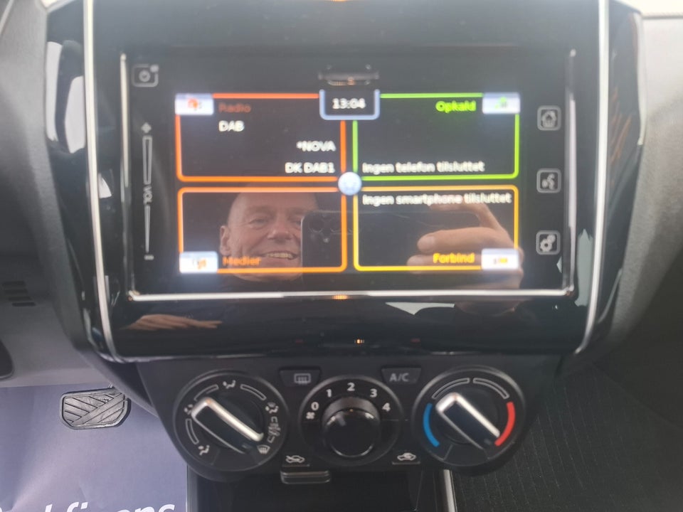 Suzuki Swift 1,2 mHybrid Action CVT 5d