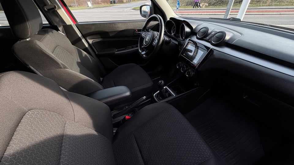 Suzuki Swift 1,2 mHybrid Exclusive 5d