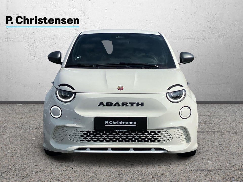 Abarth 500e 3d