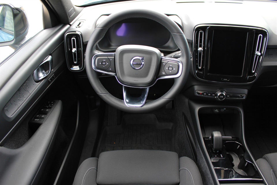 Volvo XC40 ReCharge Twin Plus 5d