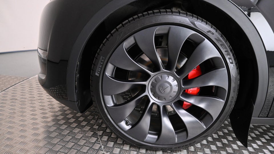 Tesla Model Y Performance AWD 5d