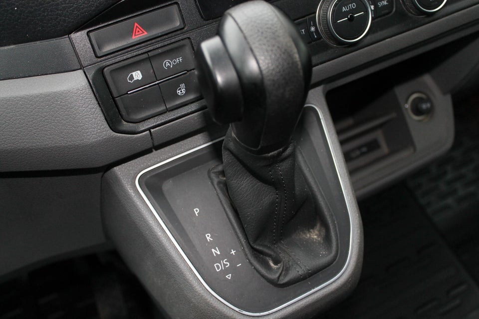 VW Crafter 35 2,0 TDi 177 Kassevogn L3H2 aut.