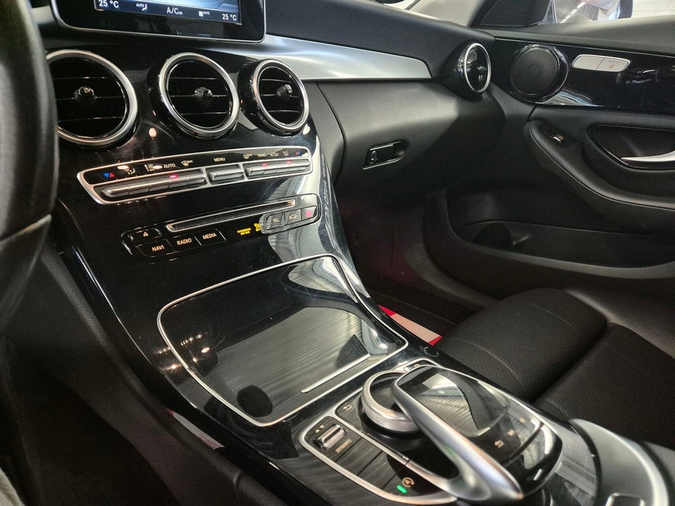 Mercedes C220 d 2,0 Exclusive stc. aut. 5d