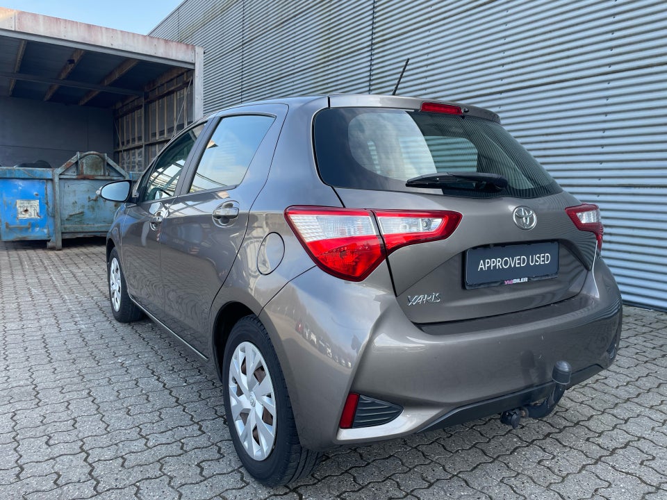 Toyota Yaris 1,0 VVT-i T2 5d