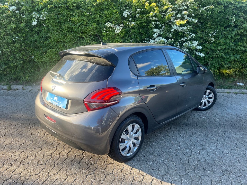 Peugeot 208 1,2 VTi 82 Allure 5d