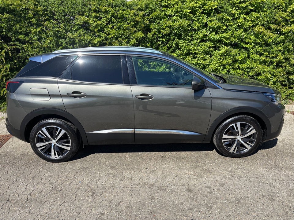 Peugeot 3008 1,2 e-THP 130 Allure EAT6 5d