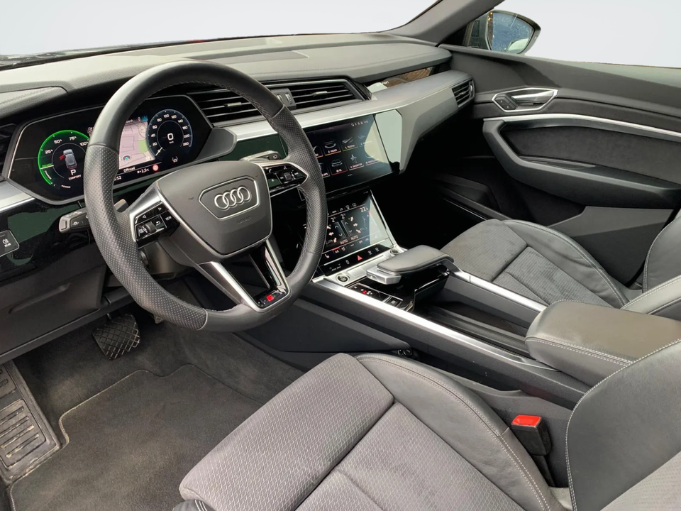 Audi e-tron 55 S-line quattro 5d