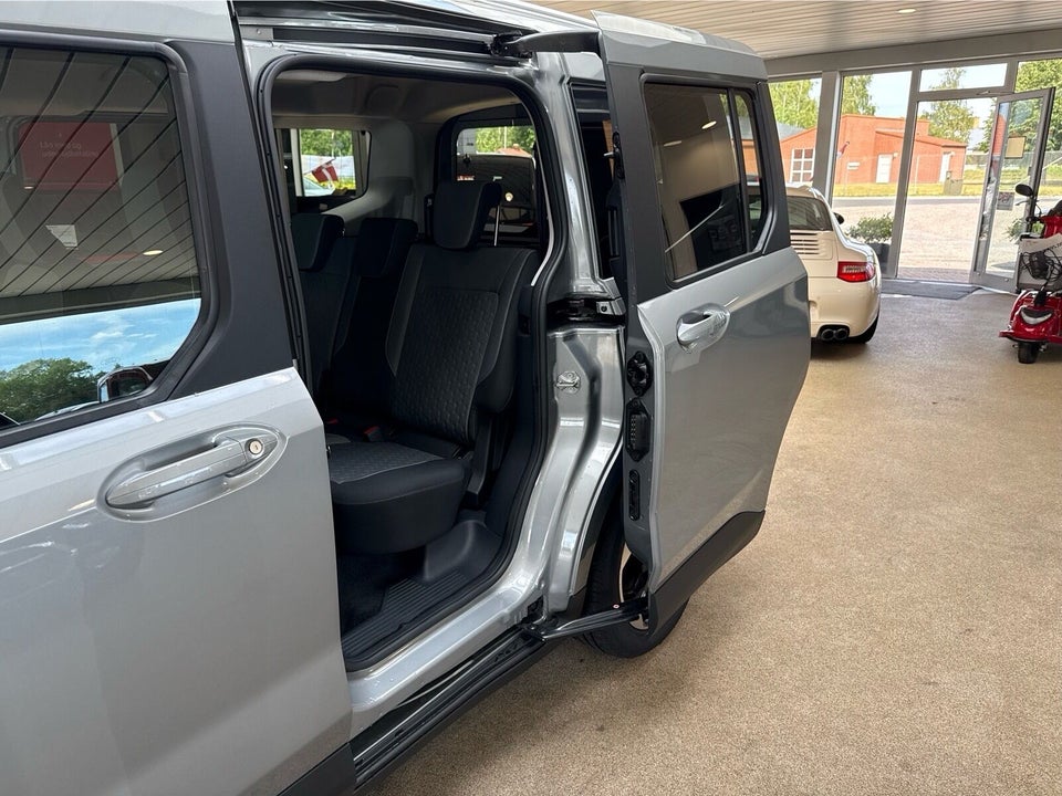 Ford E-Tourneo Courier 46 Active