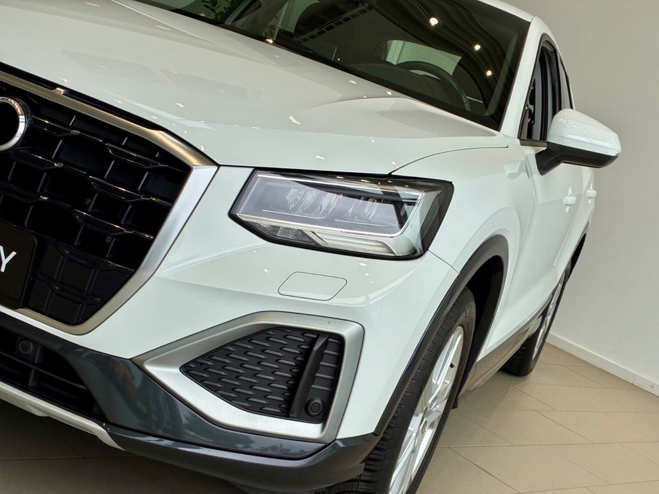 Audi Q2 35 TFSi Prestige S-tr. 5d