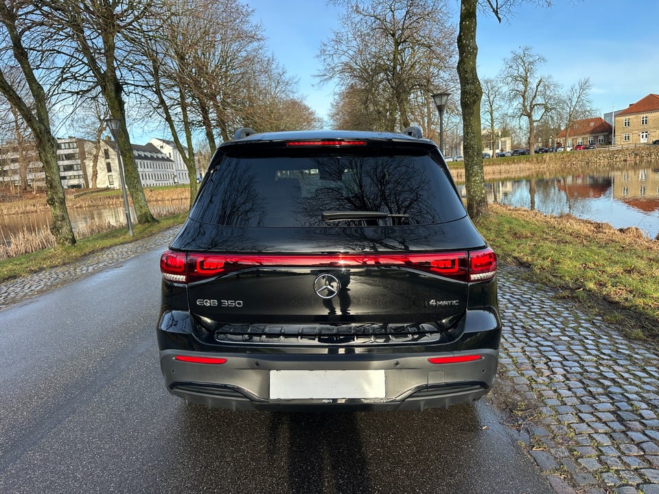 Mercedes EQB350 AMG Line 4Matic 7prs 5d