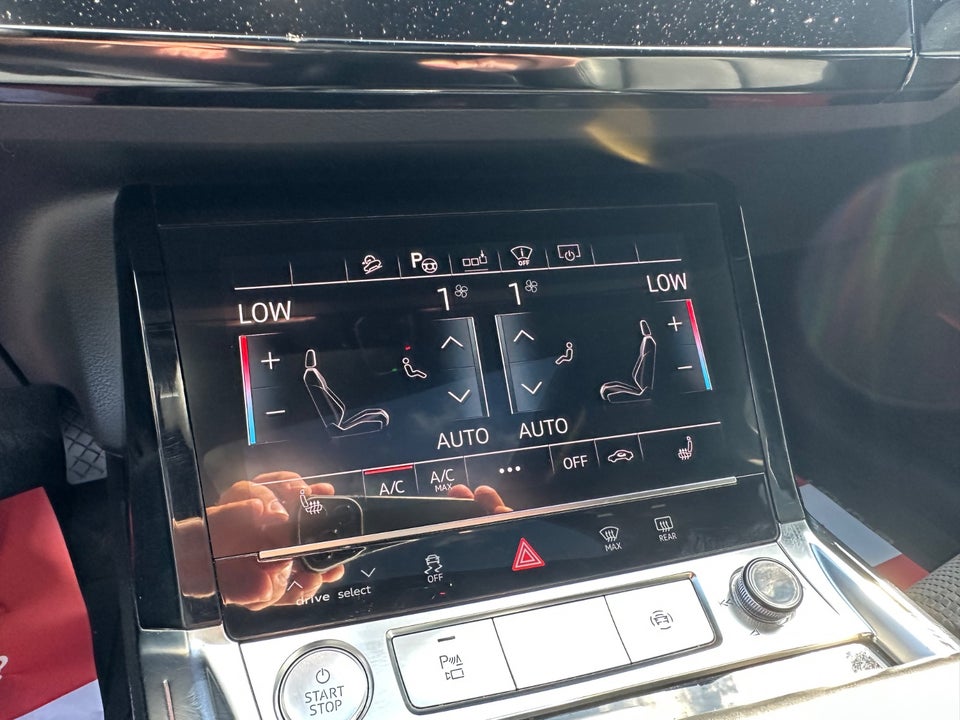 Audi e-tron 55 S-line quattro 5d