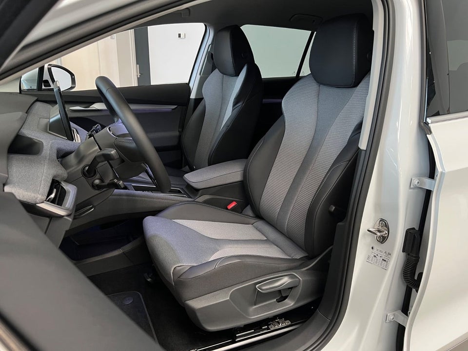 Skoda Enyaq 85 iV Loft 5d