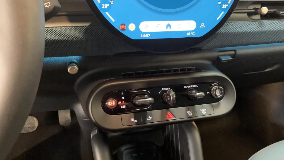 MINI Aceman E Favoured Trim L 5d